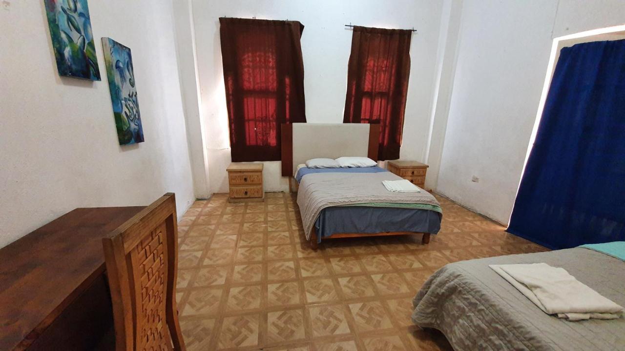 Taiyari Hostal Monterrey Exteriör bild