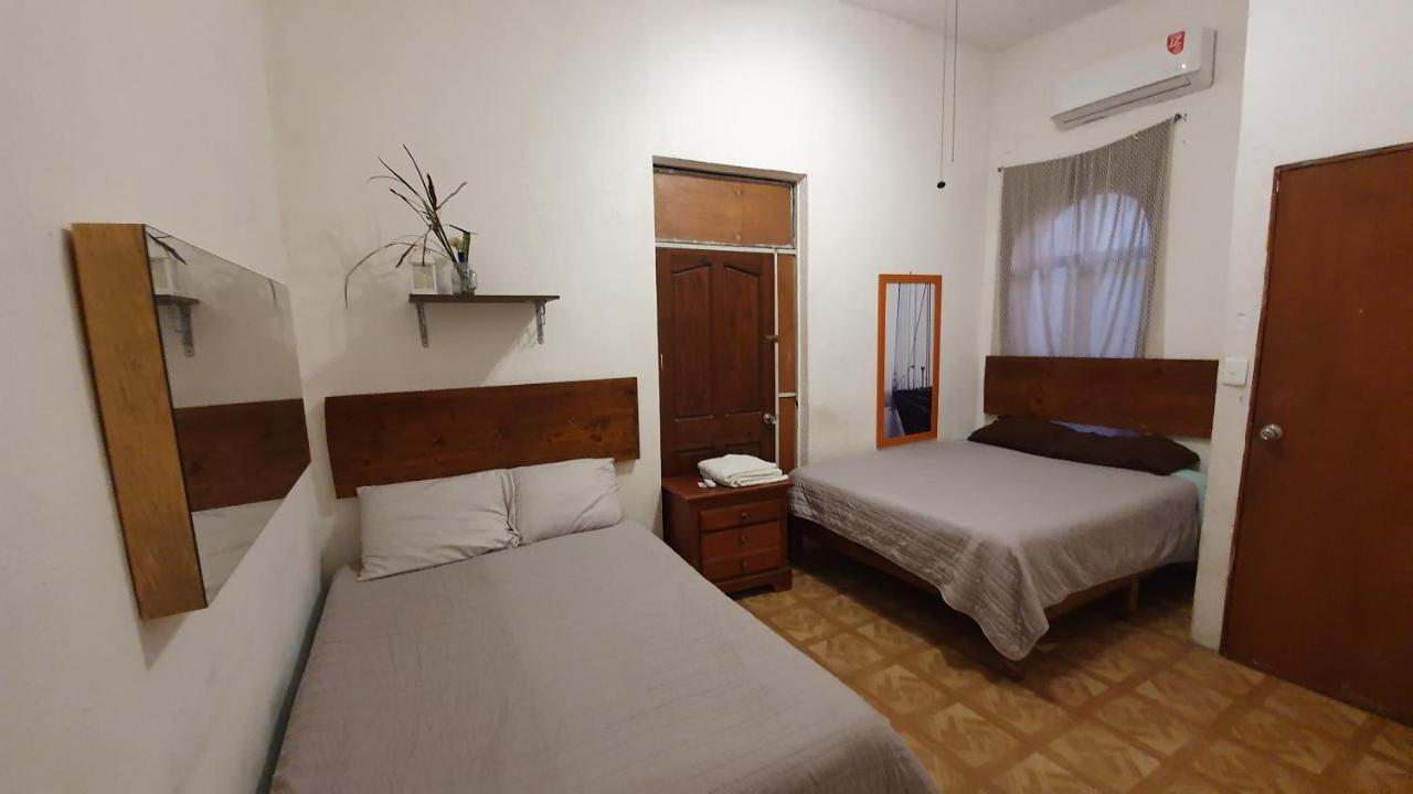 Taiyari Hostal Monterrey Exteriör bild